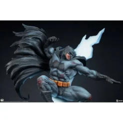 Batman: The Dark Knight Returns Batman Premium Format Sideshow Collectibles -GLOBAL FREAKS Sales batman the dark knight returns batman premium format sideshow collectibles 1 2