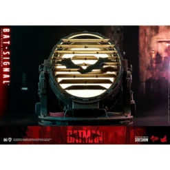 The Batman Bat-Signal Replica 1/6 Movie Masterpiece Hot Toys -GLOBAL FREAKS Sales the batman bat signal replica 16 movie masterpiece hot toys 4
